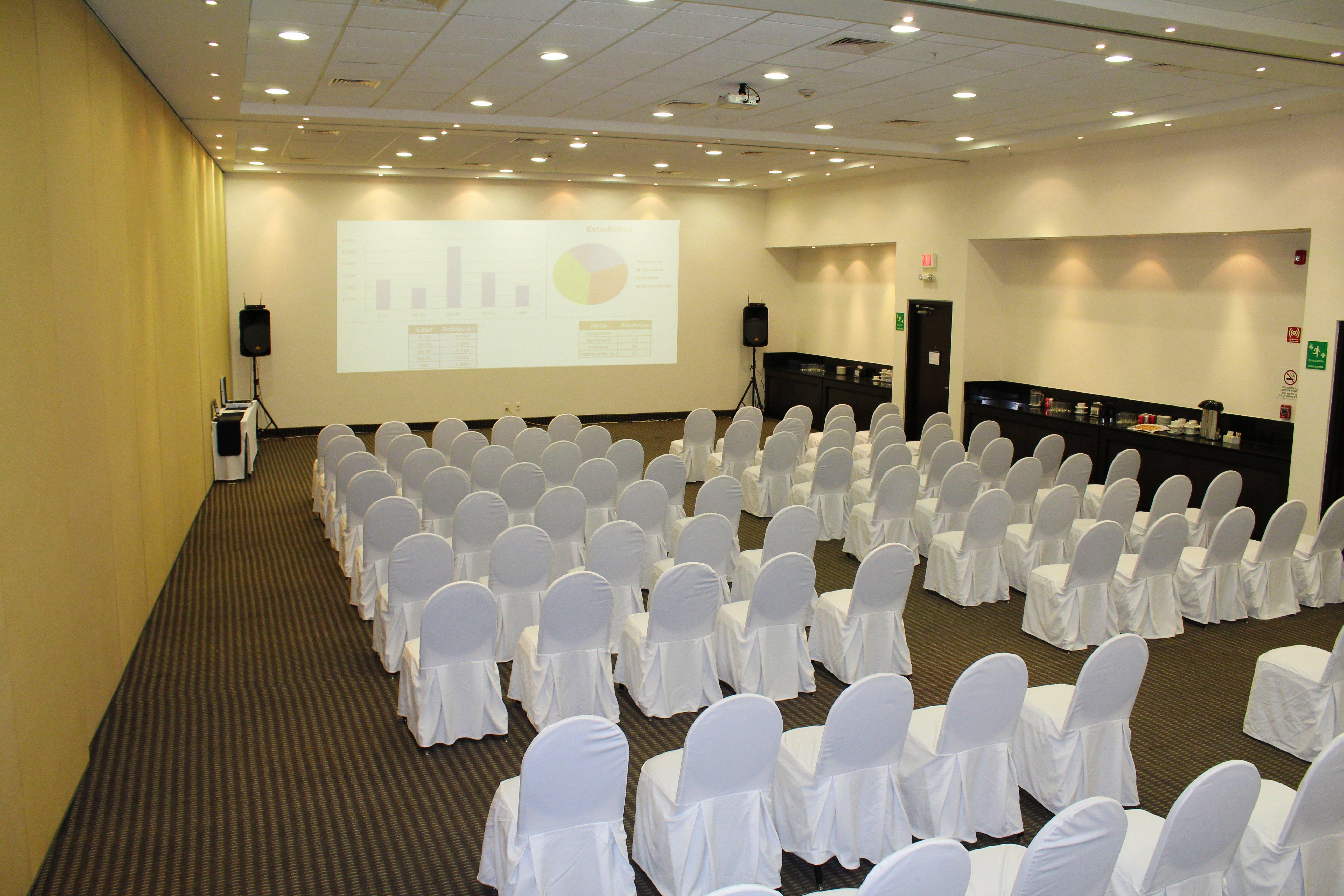 Holiday Inn Express Merida By Ihg מראה חיצוני תמונה