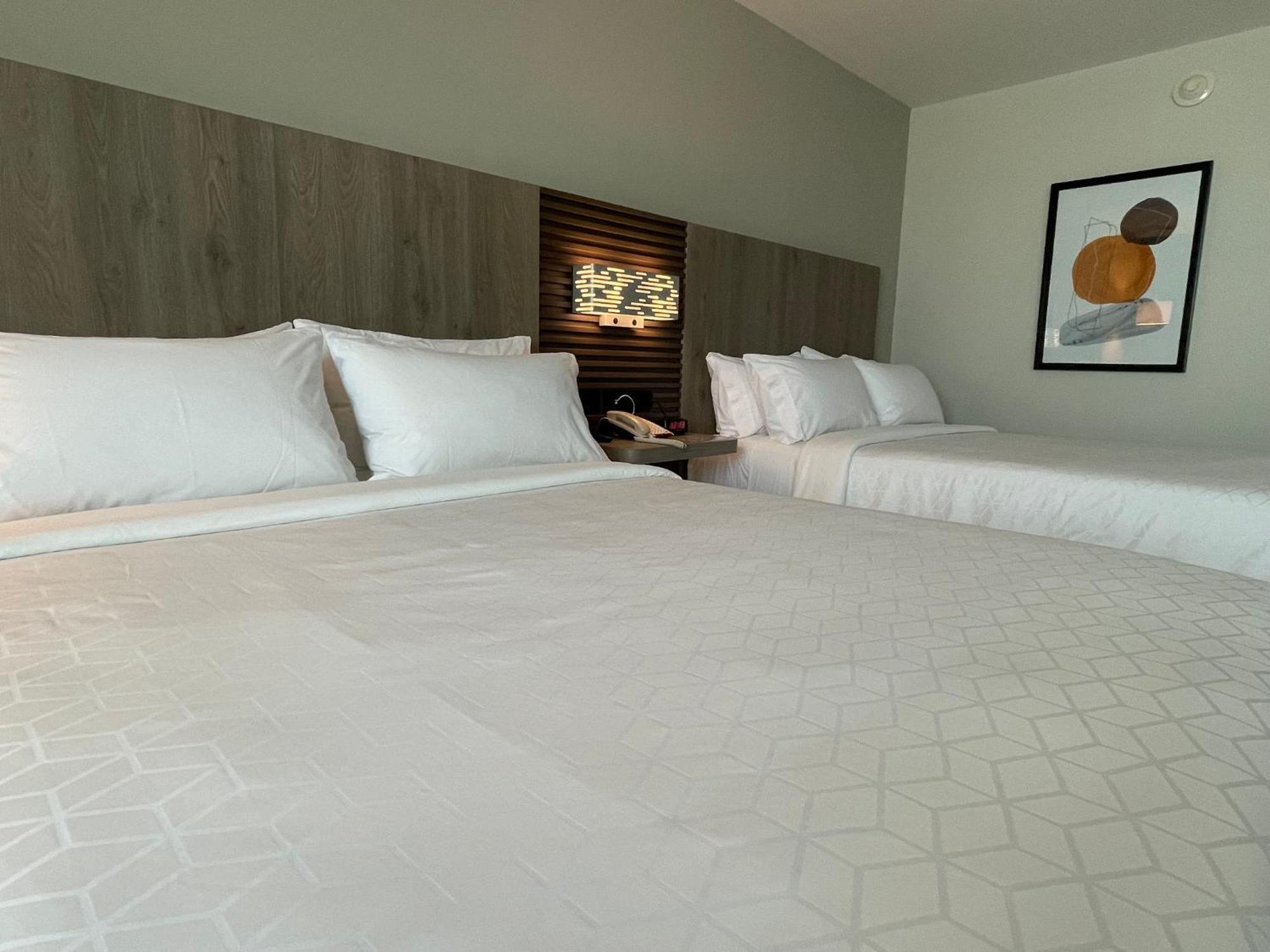 Holiday Inn Express Merida By Ihg מראה חיצוני תמונה