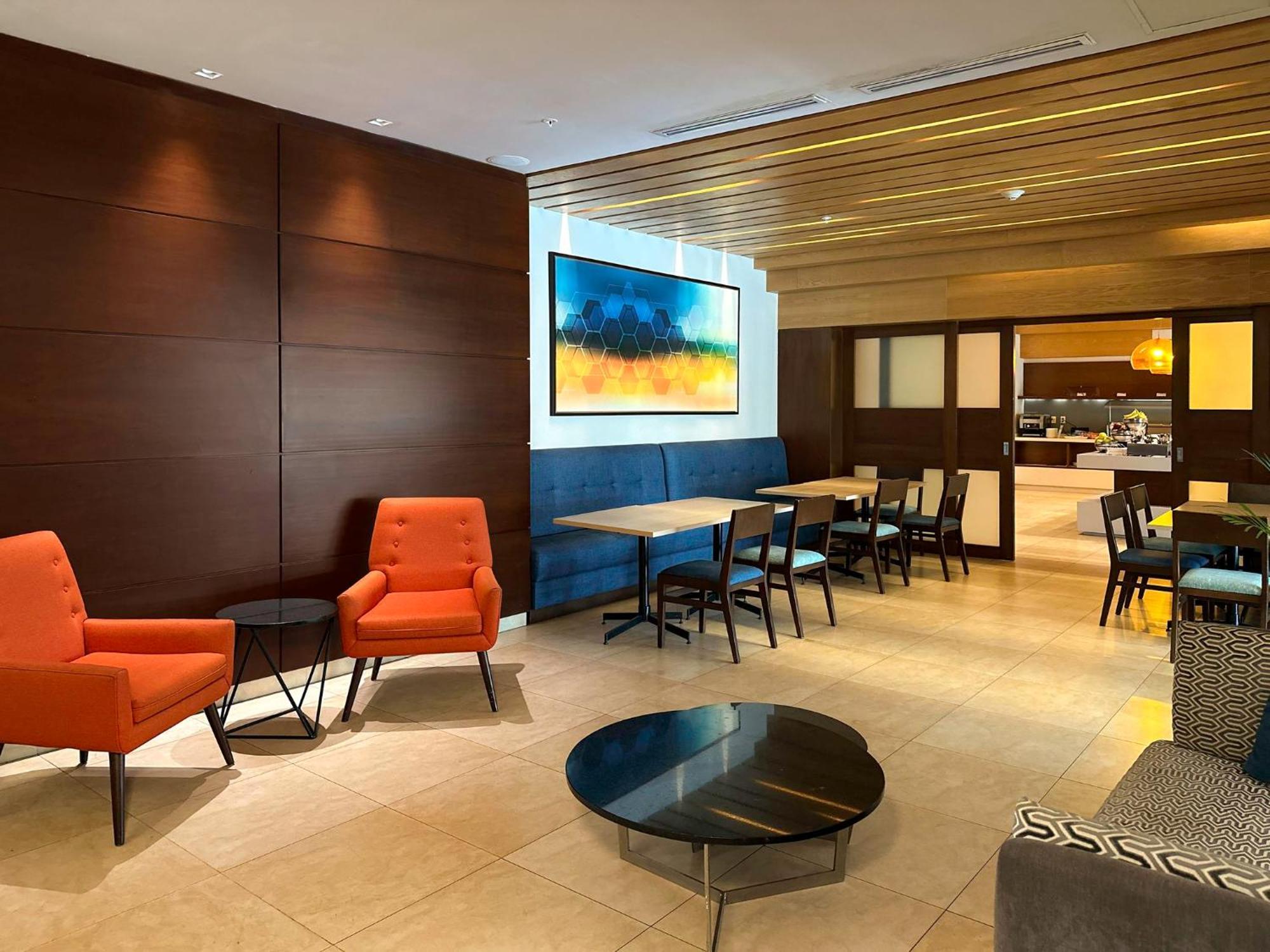 Holiday Inn Express Merida By Ihg מראה חיצוני תמונה
