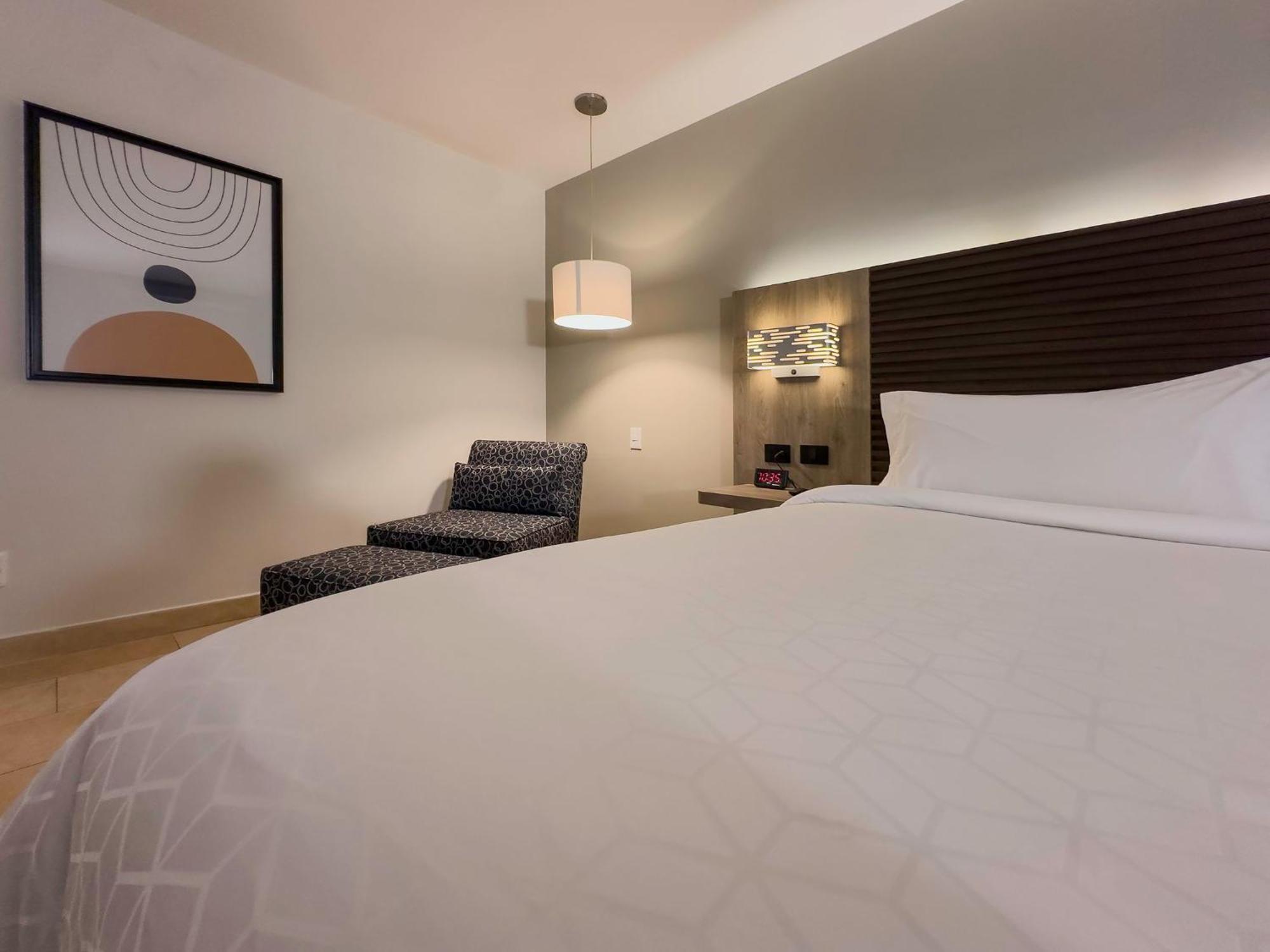 Holiday Inn Express Merida By Ihg מראה חיצוני תמונה