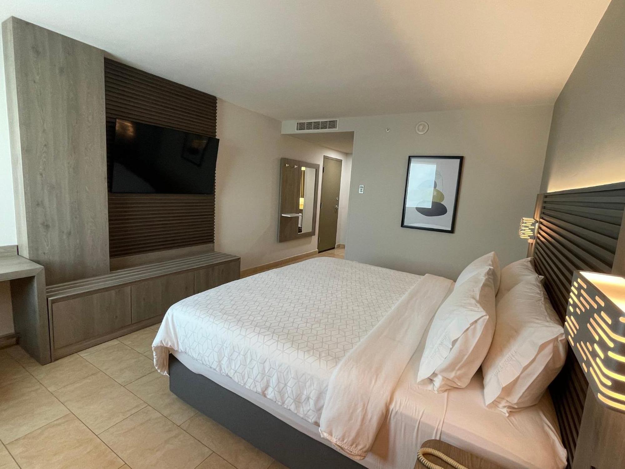 Holiday Inn Express Merida By Ihg מראה חיצוני תמונה